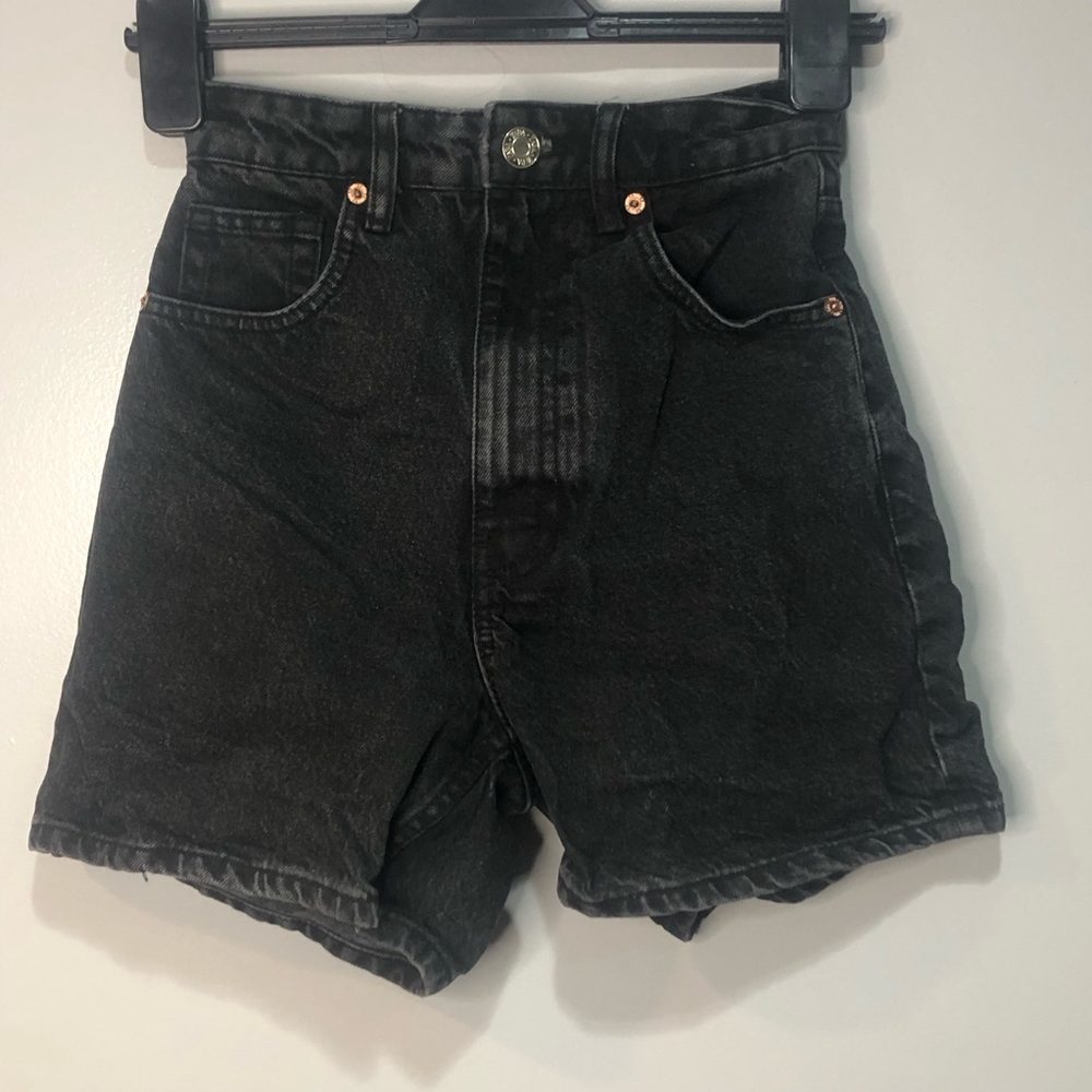 Zara Black 90s Bermuda Short